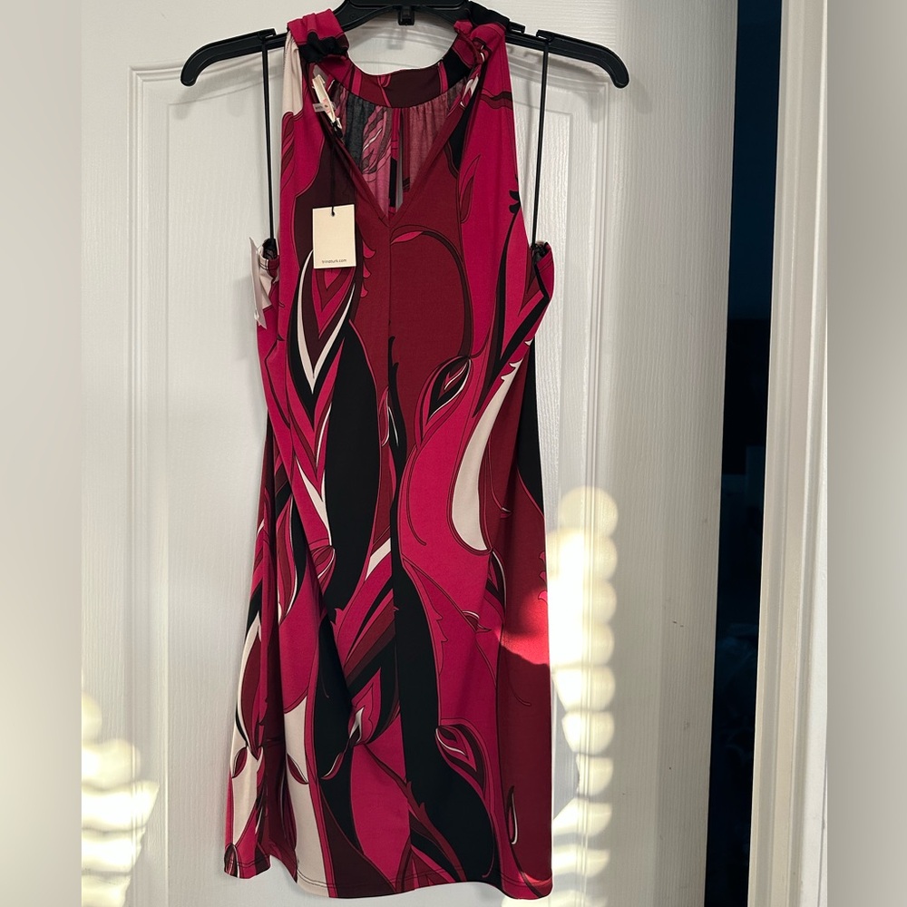 Trina Turk Pink and Black Swirl Fabric. BLACK FRIDAY DEALS CHECK OUT MY CLOSET